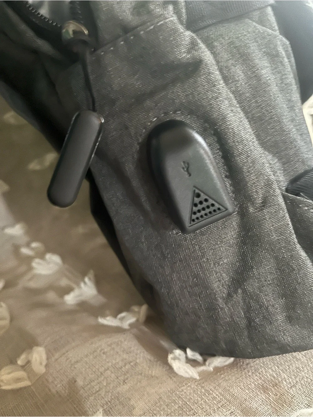 N/A grey backpack